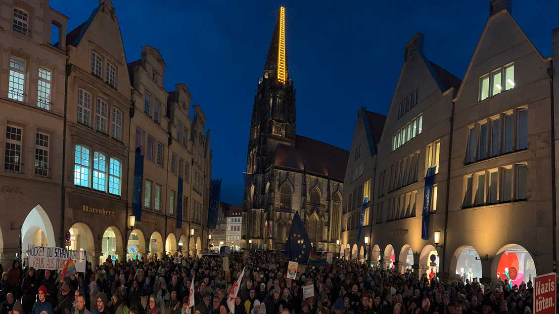 5.000 Demonstrierende auf dem Prinzipalmarkt in Münster