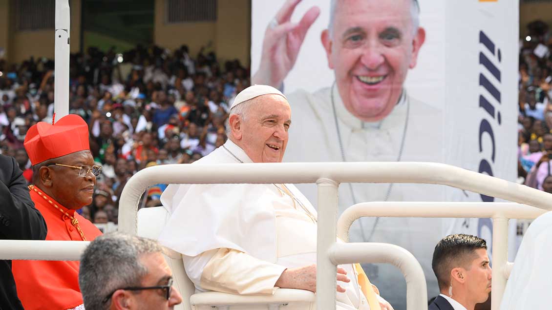 Papst Franziskus bei einer Messe im Kongo Foto: Vatican Media (Zuma Wire/imago)