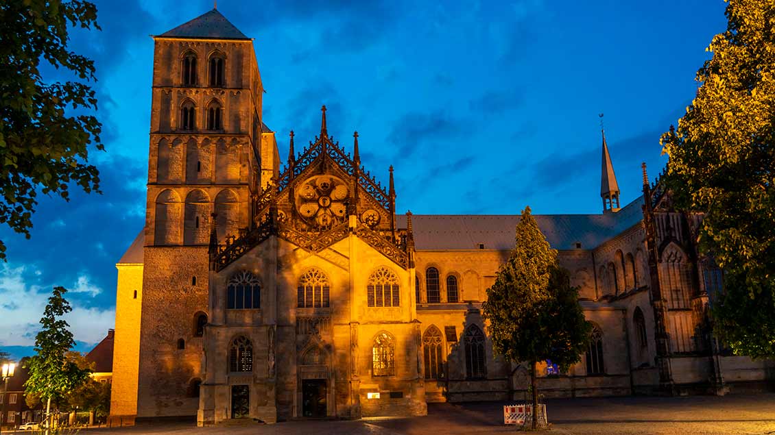 Dom in Münster im Abendlicht