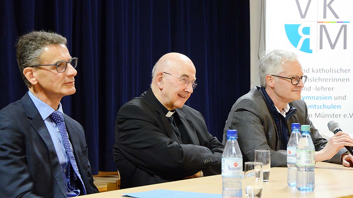 Christian Schulte, Bischof Felix Genn, Peter Grus Foto: Gudrun Niewöhner (pbm)