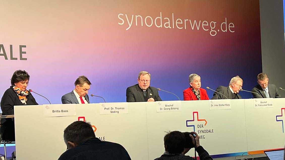 Pressekonferenz zur Synodalversammlung in Frankfurt