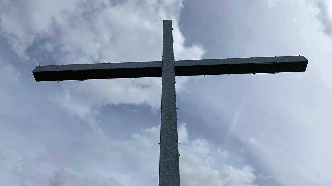 Das „Gipfelkreuz“ der Ahlener Osthalde. Foto: Johannes Bernard