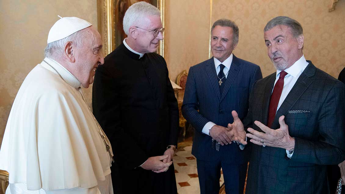 Sylvester Stallone und Papst Franziskus Foto: Vatican Media (Imago)