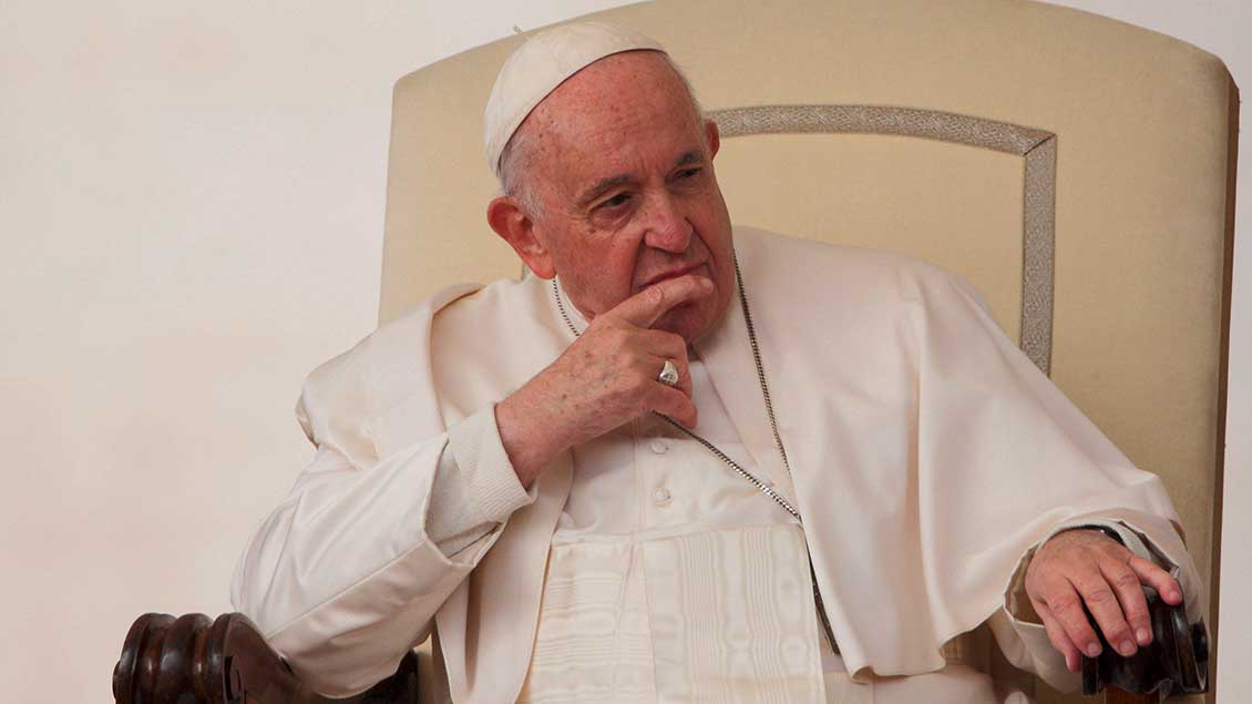 Nachdenklicher Papst Franziskus Archiv-Foto: Grzegorz Galazka (Zuma Wire / Imago)