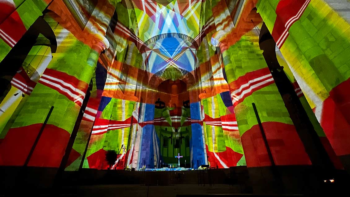Lichtinstallation „Lux aeterna“ im Speyerer Dom
