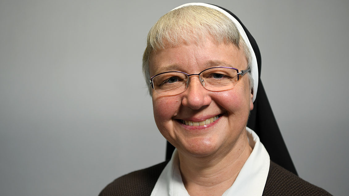 Schwester Katharina Kluitmann lächelnd