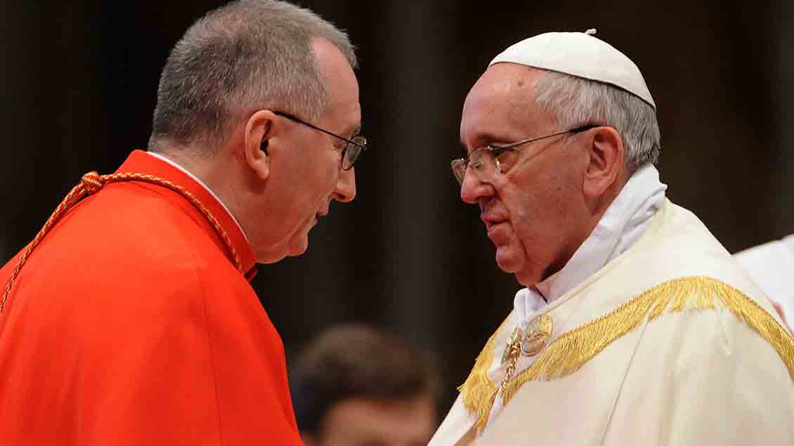 Papst Franziskus, Kardinal Parolin